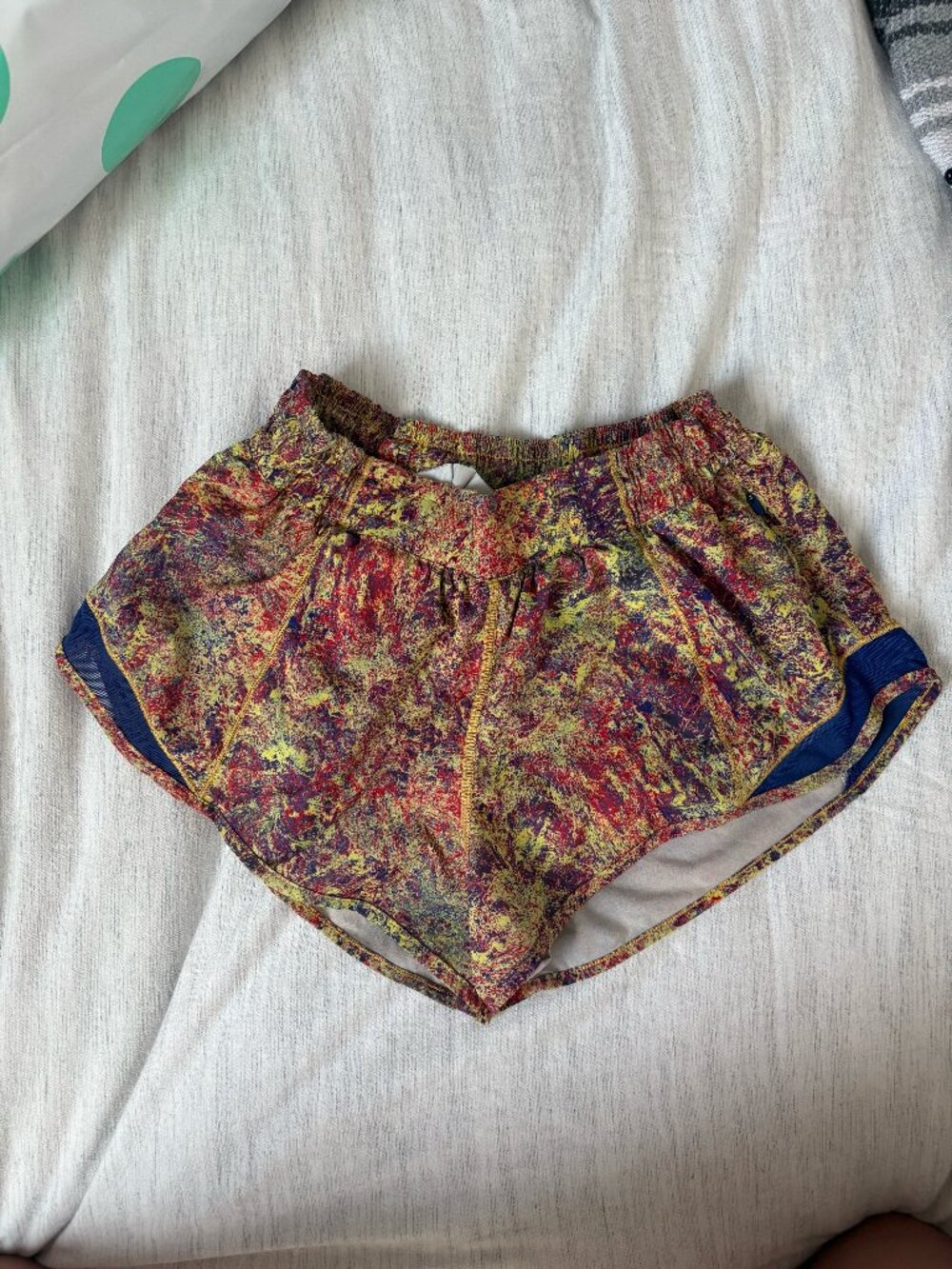 Lululemon Tie Dye Splatter Running Shorts Limited Edition Pattern - Size 8,